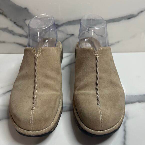 Clarks Women's Neutral Beige Leather Slide On Mules Sz 8 Comfort Outdoors - Picture 2 of 8